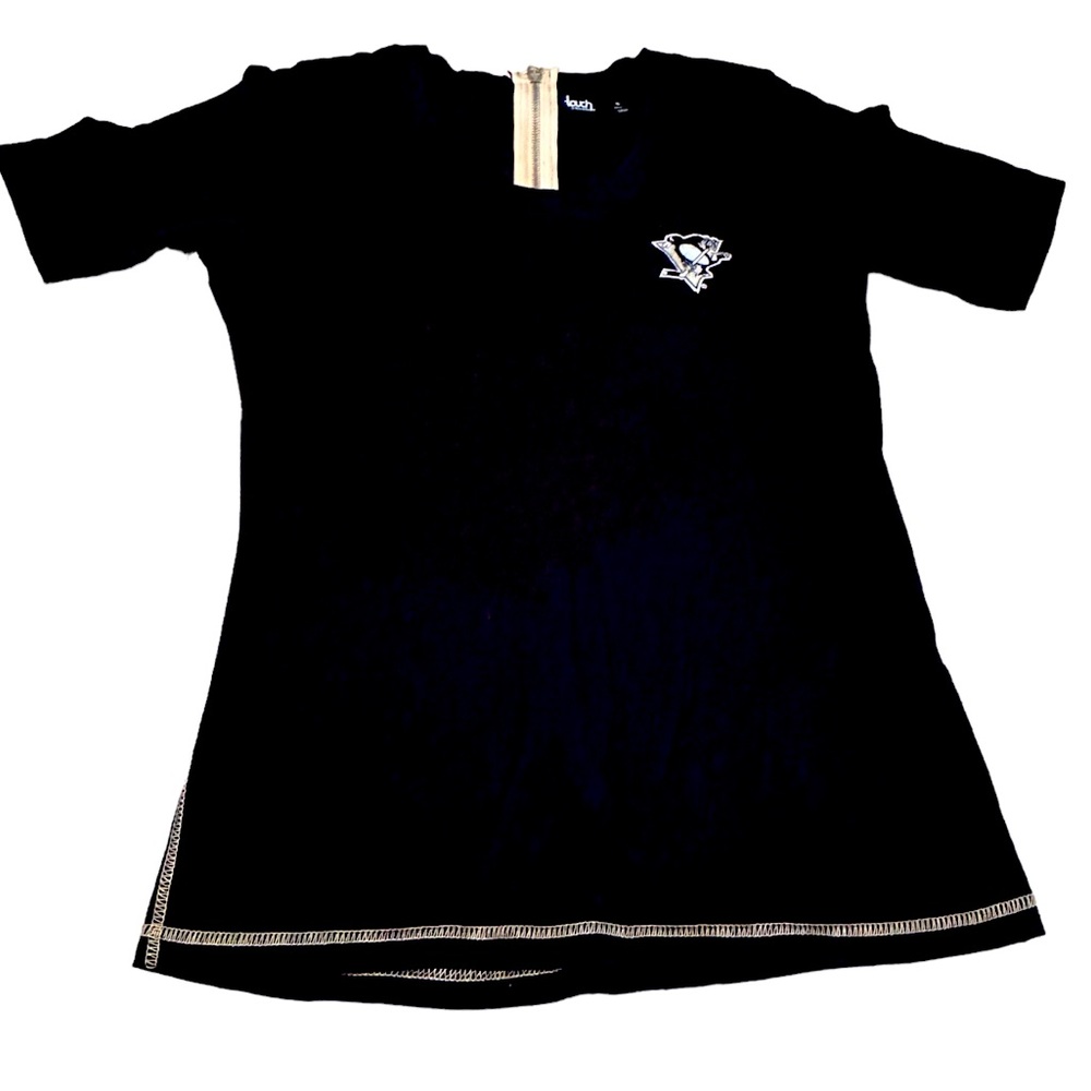 Touch By Alyssa Milano NHL Pittsburgh Penguins Black Tee w/ Gold Back Zipper EUC